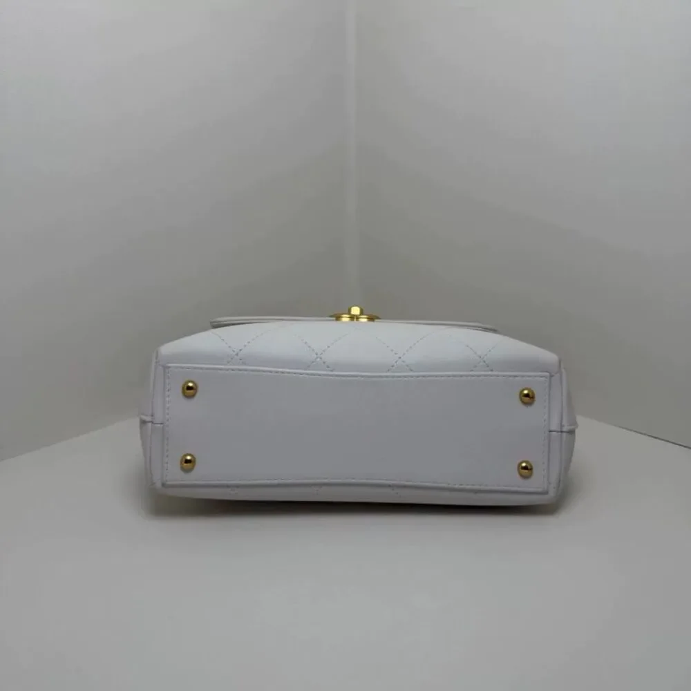 CHANEL brand color